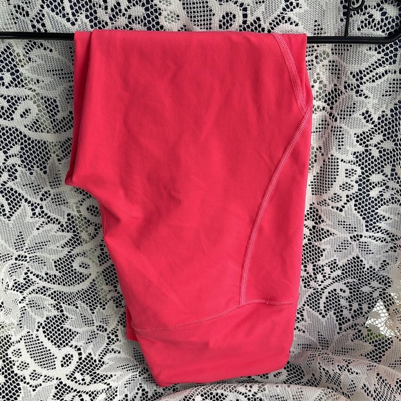 Victoria Sport Lightly Used. - Picture 3 of 6